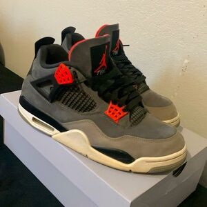 Jordan 4 "Infrared" (USED)